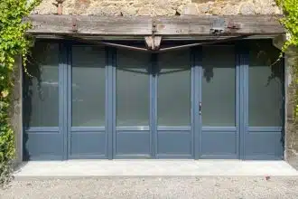 Trouvez la porte de garage pliante qui vous convient le mieux !