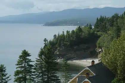 Découvrez la splendeur des montagnes en été en séjournant dans une résidence de vacances idyllique